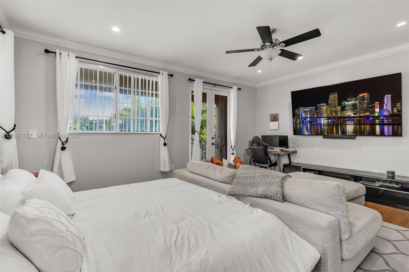 1207 SW 4th Ave #1 photo 18