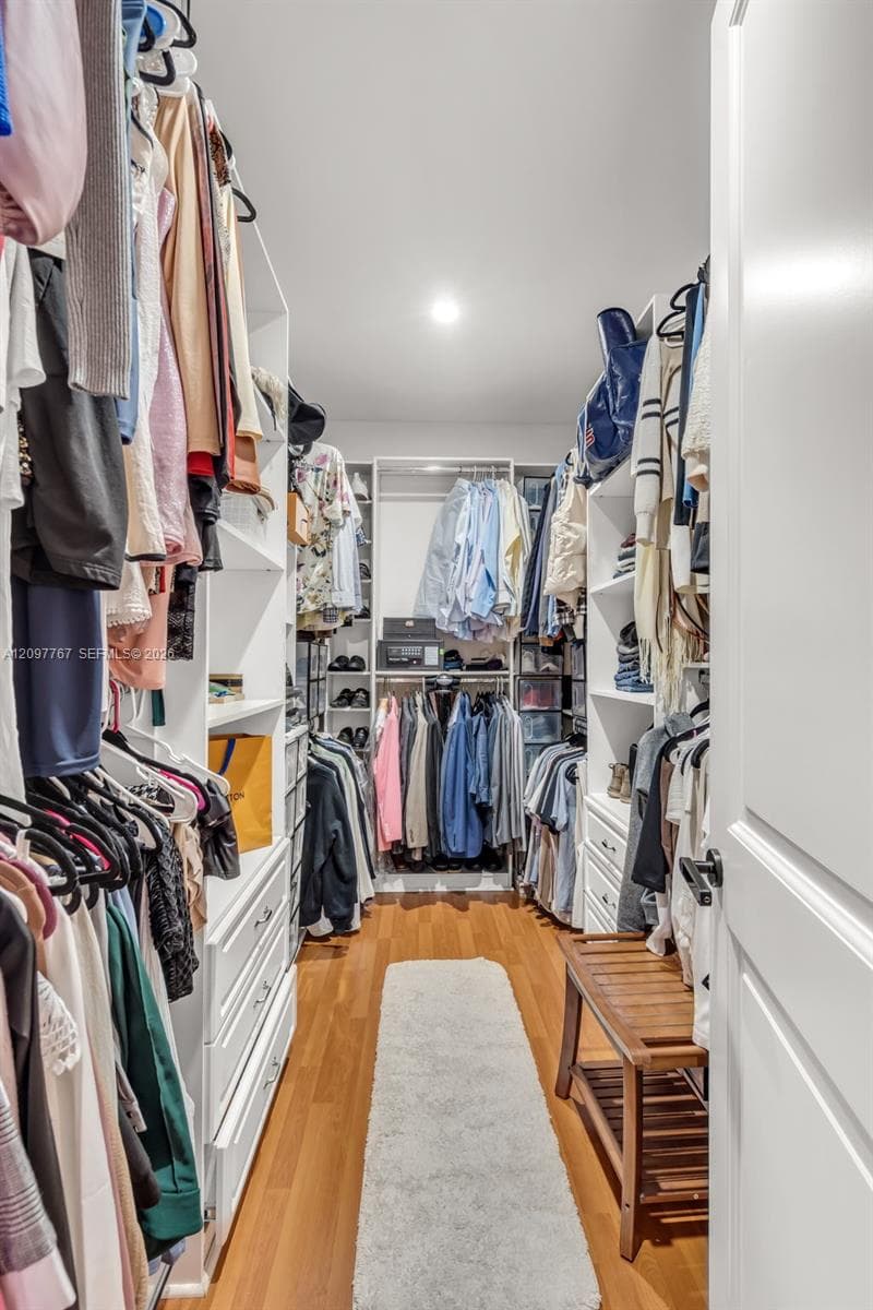 1207 SW 4th Ave #1 photo 15