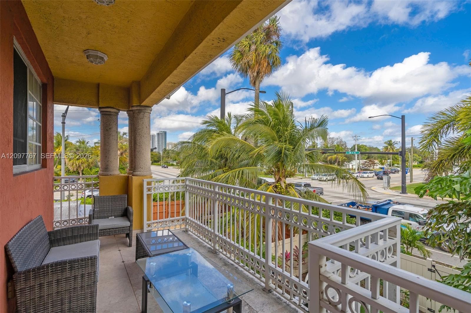 1207 SW 4th Ave #1 photo 29