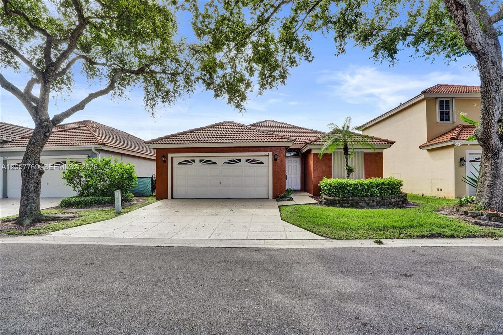 1014 Aspri Way photo 1