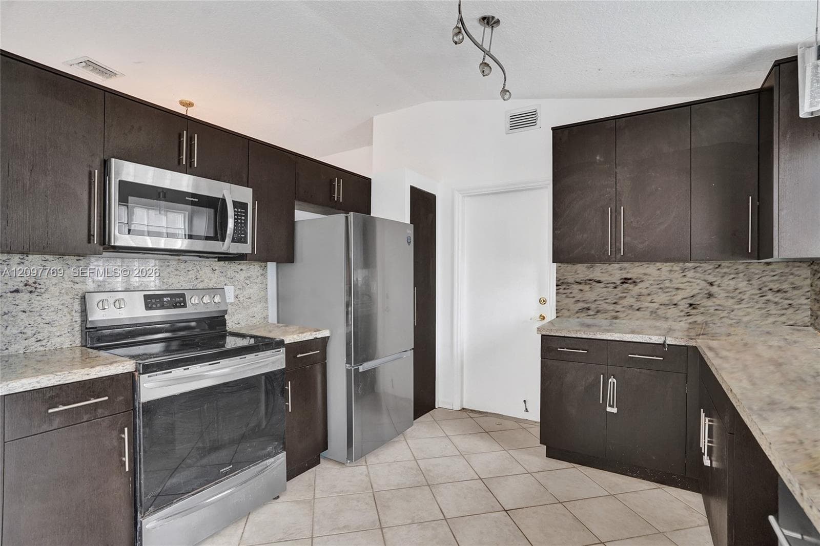 1014 Aspri Way photo 20