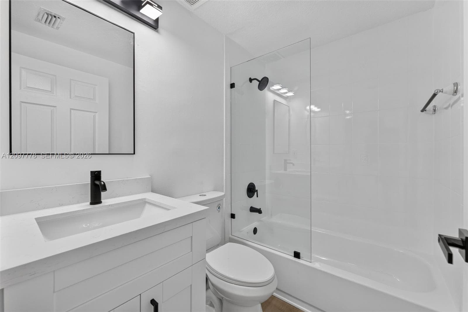 8520 NW 139th Ter #1607 photo 12