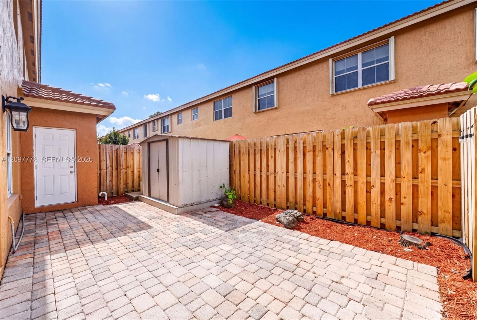 8520 NW 139th Ter #1607 photo 30