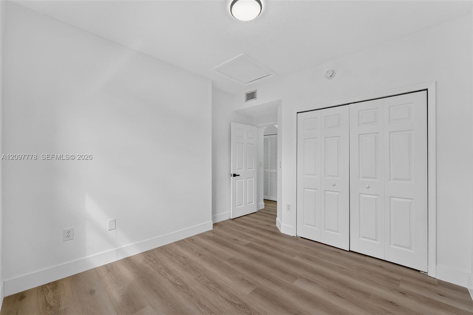 8520 NW 139th Ter #1607 photo 10