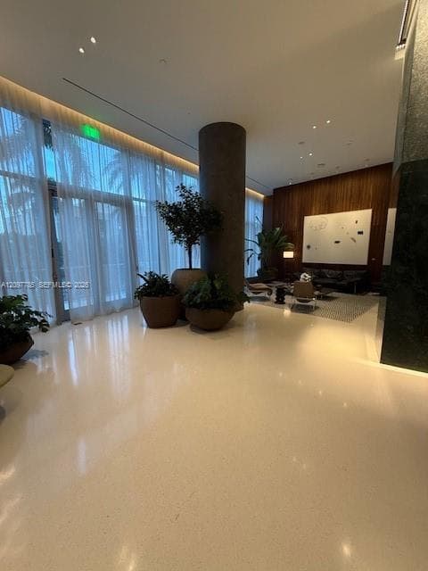 Casa Bella · #2602 in Miami - Photo 4