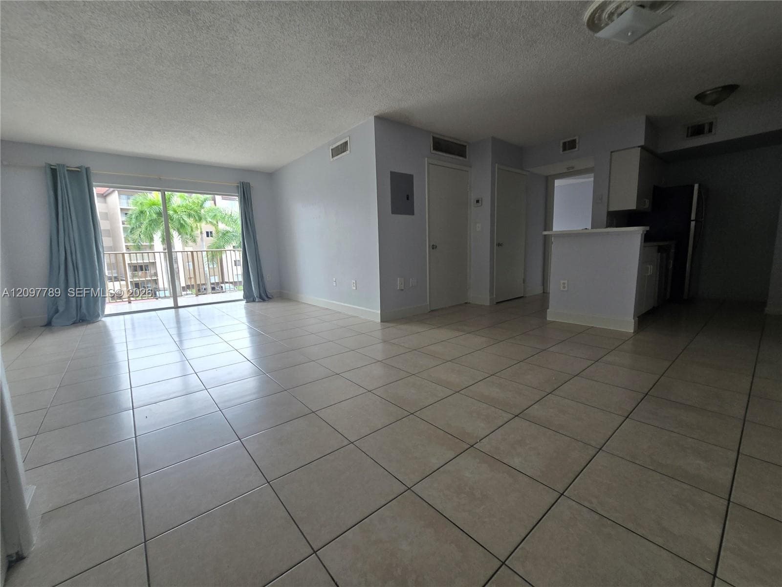 KENDALL LAKE TOWERS CONDO · #312 in Miami - Photo 6