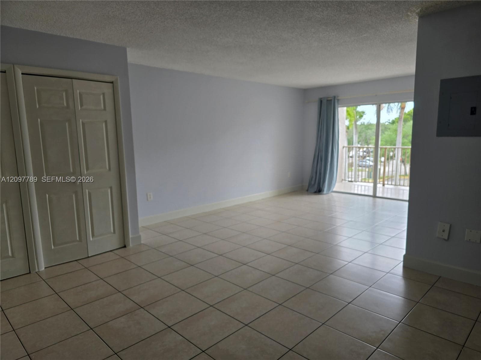 KENDALL LAKE TOWERS CONDO · #312 in Miami - Photo 3