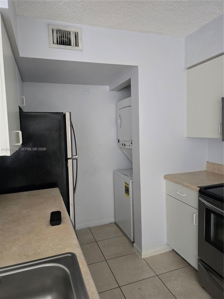 KENDALL LAKE TOWERS CONDO · #312 in Miami - Photo 15