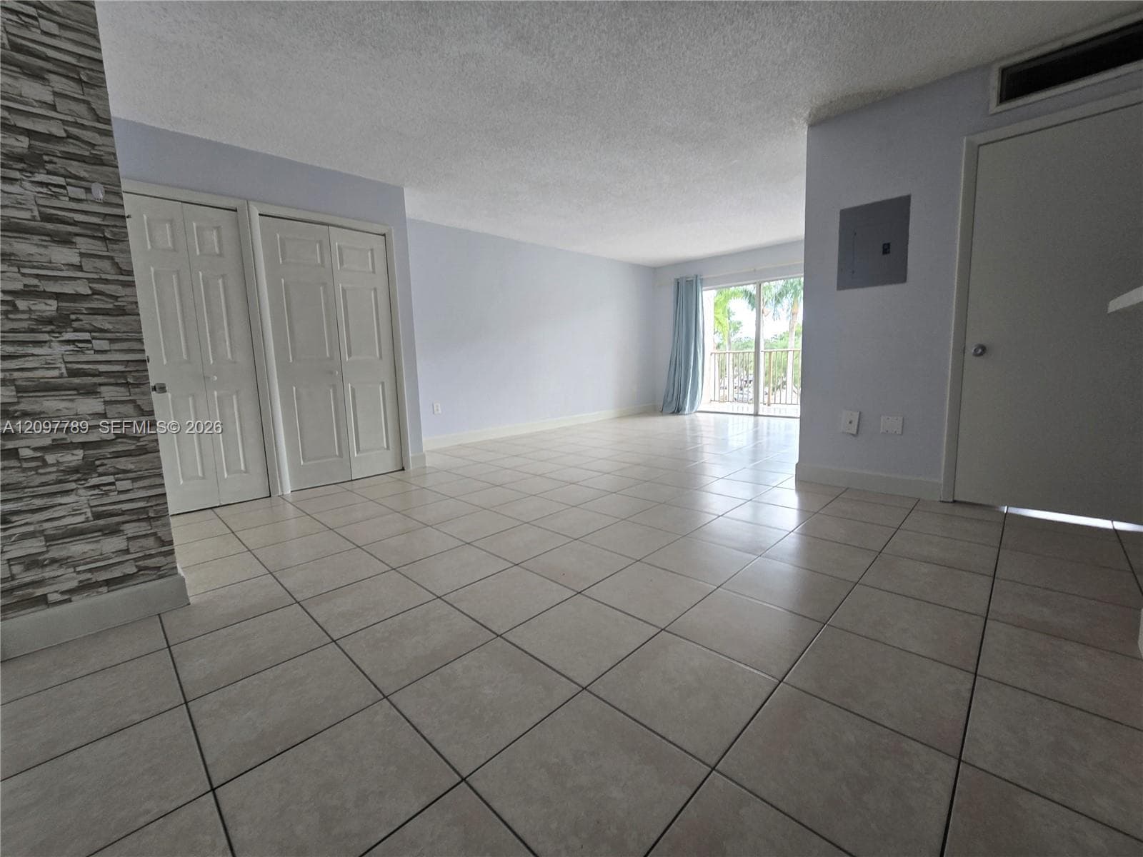 KENDALL LAKE TOWERS CONDO · #312 in Miami - Photo 4