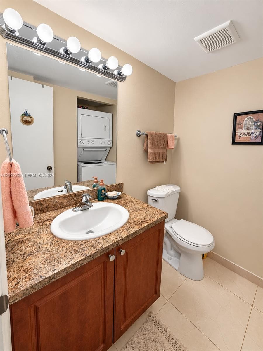 Lake View · #208-6 in Miami - Photo 14