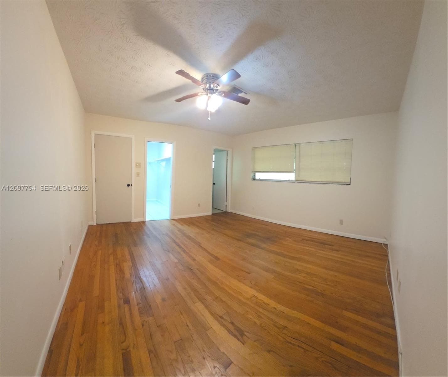 HOLLYWOOD LITTLE RANCHES · #1 in Hollywood - Photo 13