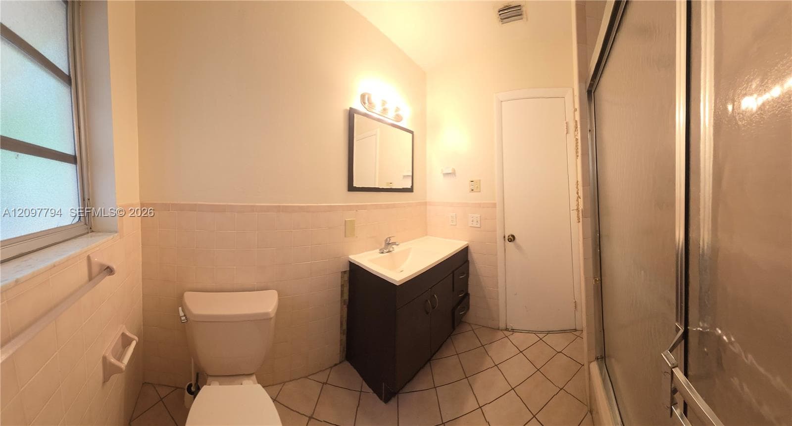 HOLLYWOOD LITTLE RANCHES · #1 in Hollywood - Photo 15