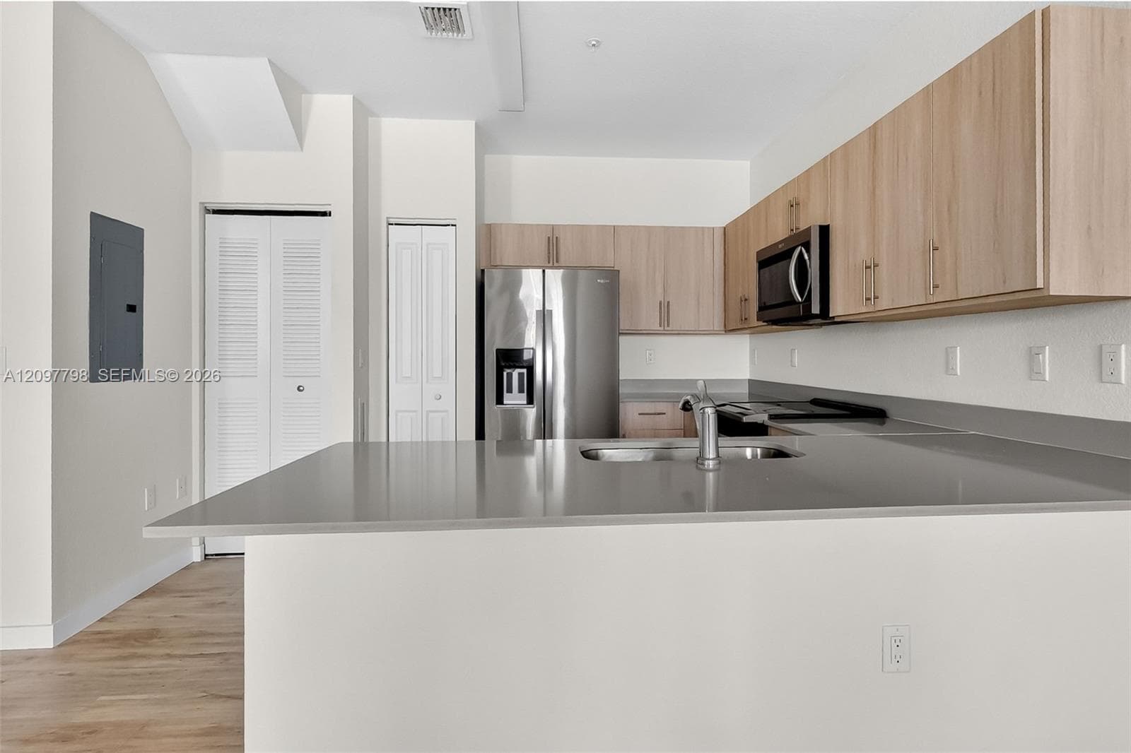 CENTURY PARK SOUTH · #212 in Miami - Photo 6
