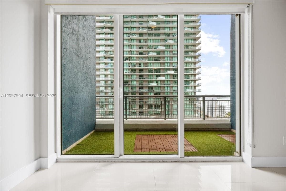 Infinity at Brickell · #2614 in Miami - Photo 17