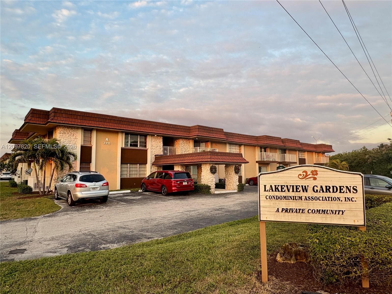 LAKEVIEW GARDENS CONDO · #208A in Miami - Photo 5
