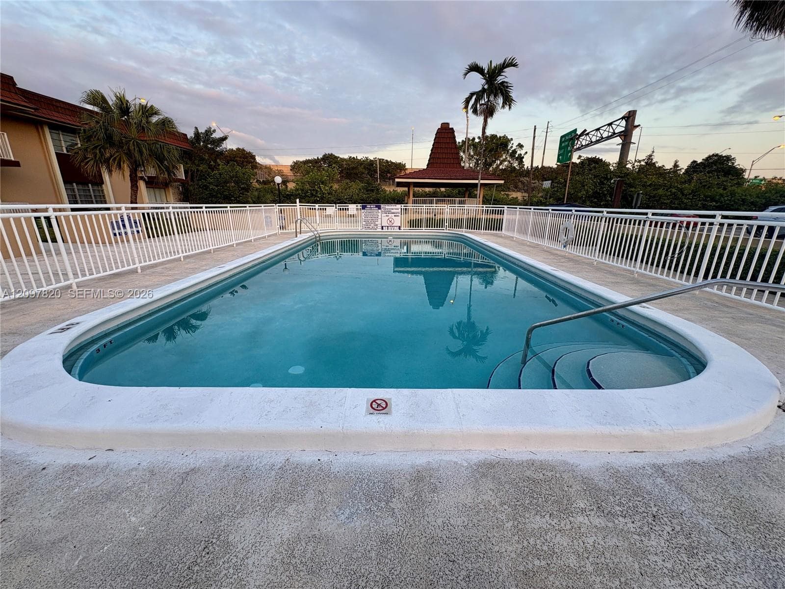 LAKEVIEW GARDENS CONDO · #208A in Miami - Photo 9