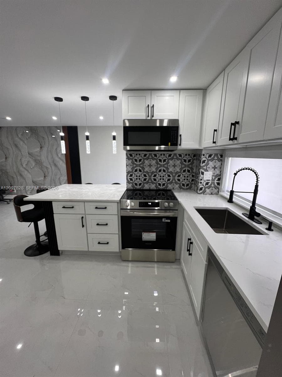 PLAZA OF AMERICAS CONDO P · #814 in Sunny Isles Beach - Photo 2