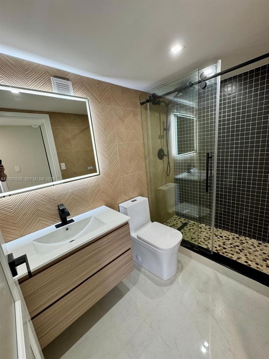 PLAZA OF AMERICAS CONDO P · #814 in Sunny Isles Beach - Photo 12