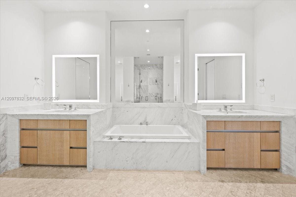 Two Park Grove · #6B in Miami - Photo 16