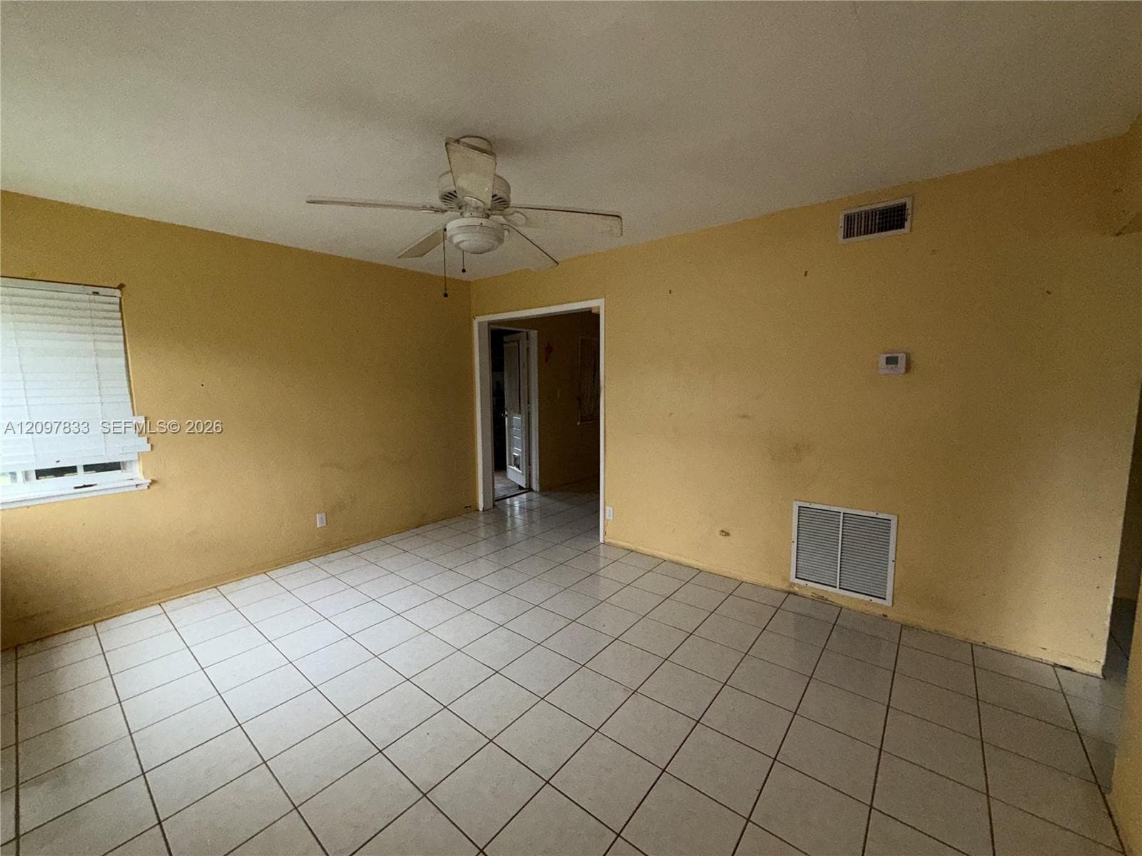 2703 Hayes St photo 4