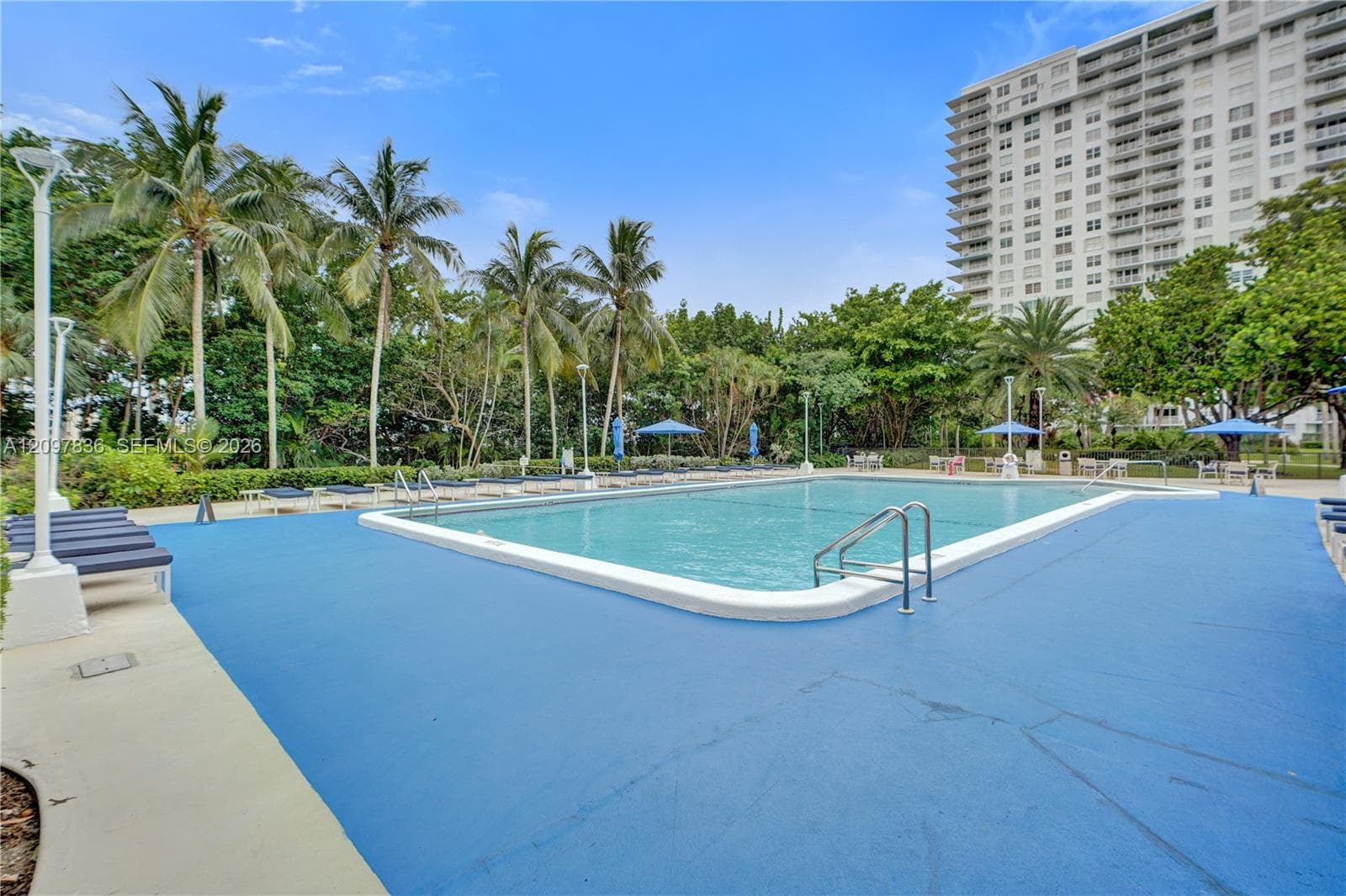 ADMIRALS PORT · #211E in Aventura - Photo 48