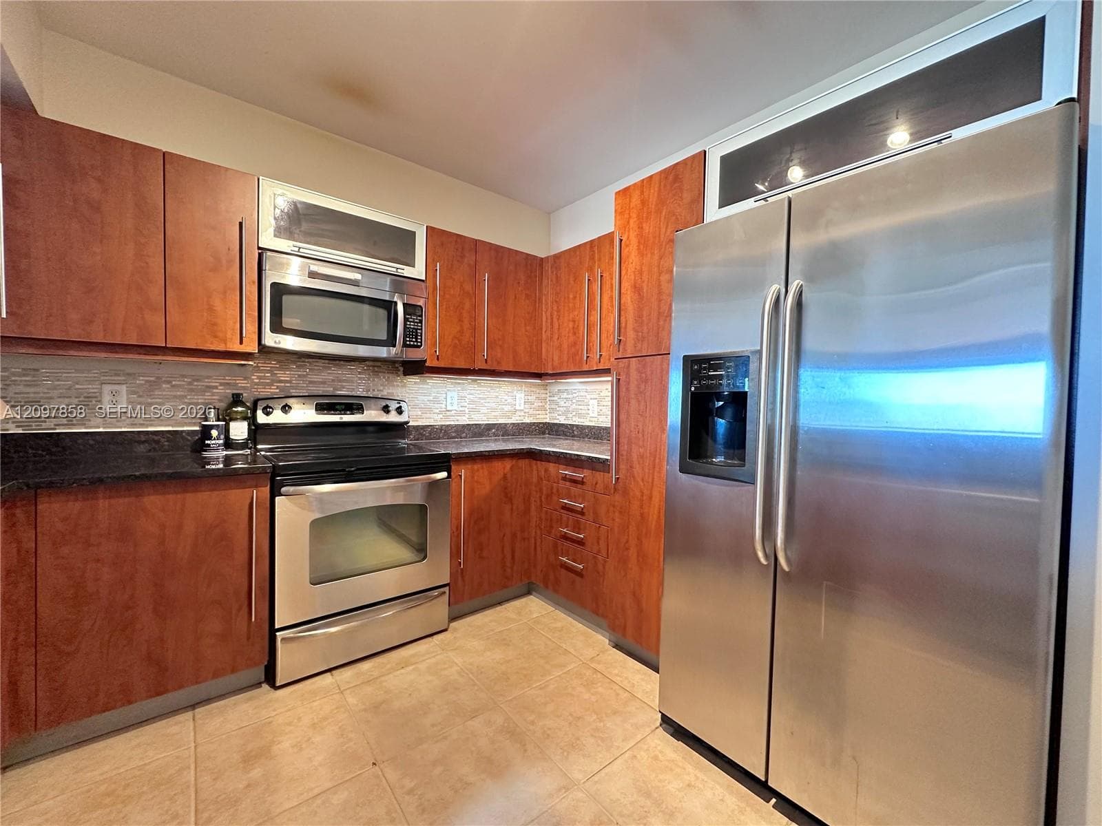 TOSCANO CONDO · #2005S in Miami - Photo 3