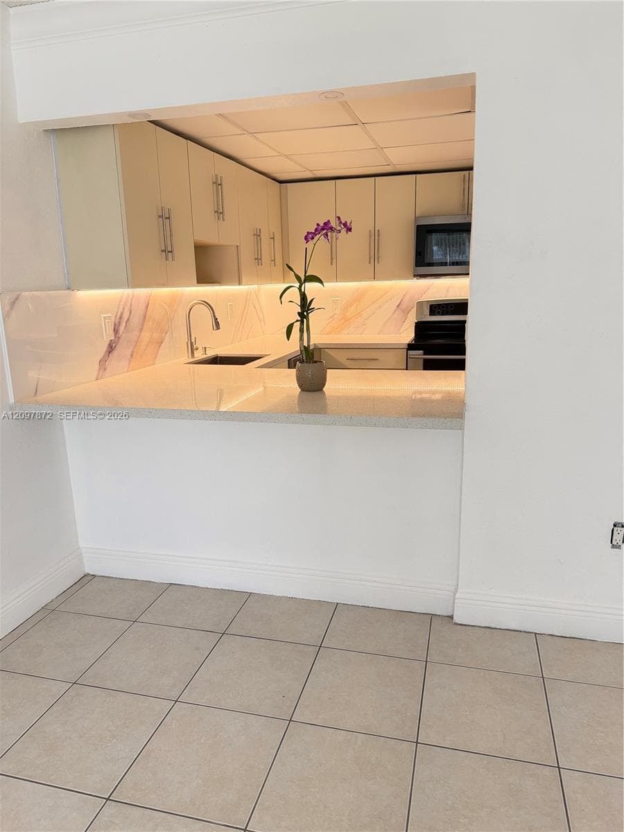 CORAL GATE EAST CONDO · #1-103 in Hialeah - Photo 2