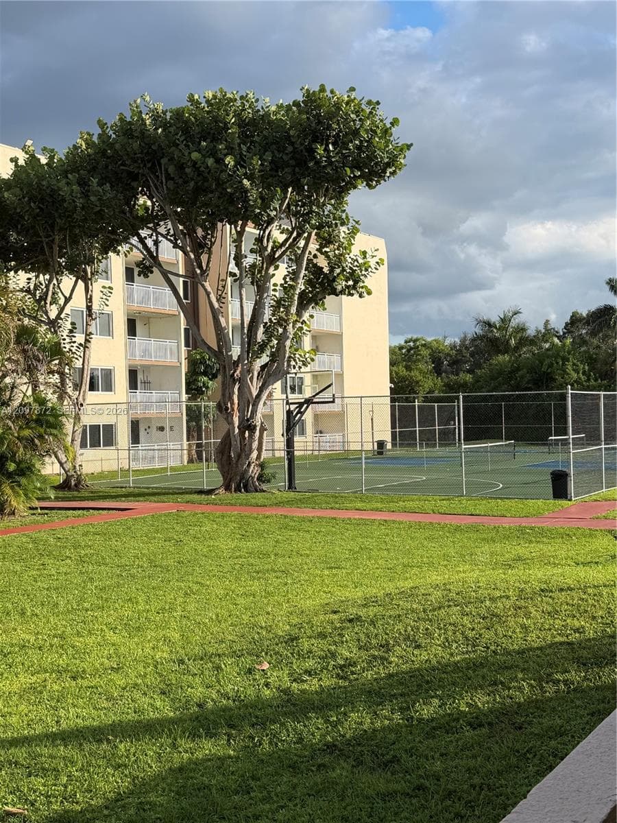 CORAL GATE EAST CONDO · #1-103 in Hialeah - Photo 32