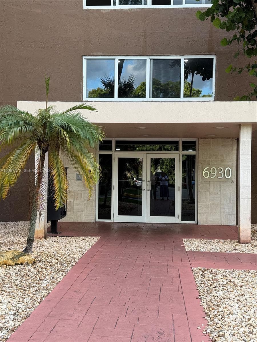 CORAL GATE EAST CONDO · #1-103 in Hialeah - Photo 28