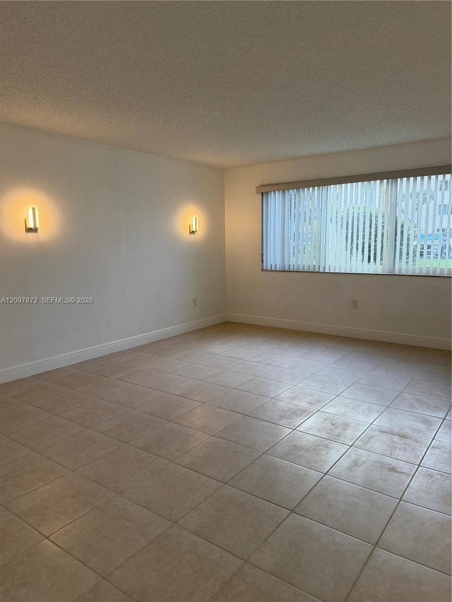 CORAL GATE EAST CONDO · #1-103 in Hialeah - Photo 10