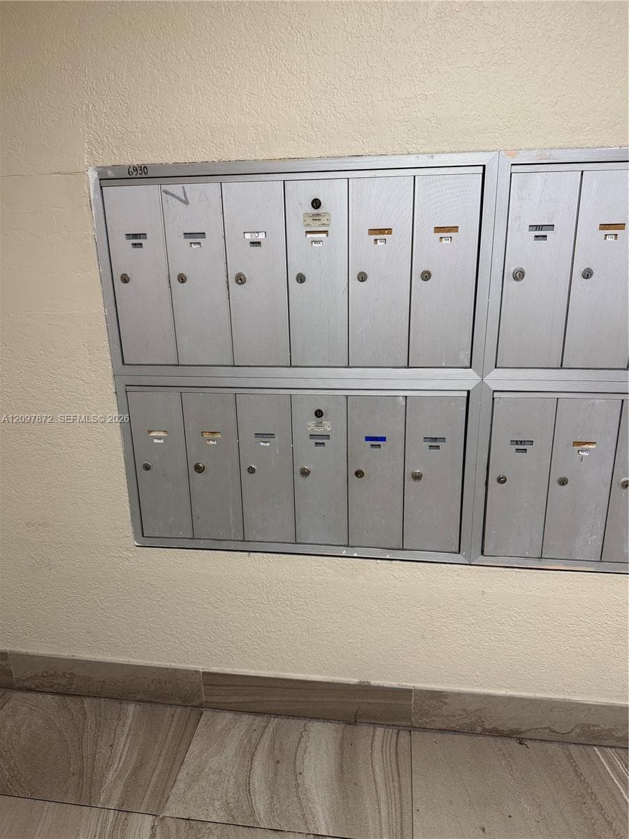 MAILBOX