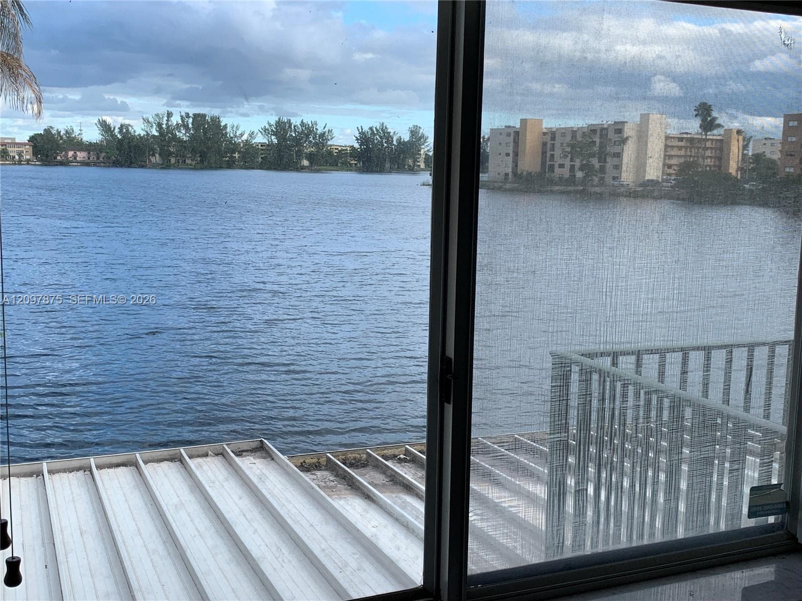 SANTA NAVILA VILLAS CONDO · #201D in Hialeah Gardens - Photo 4