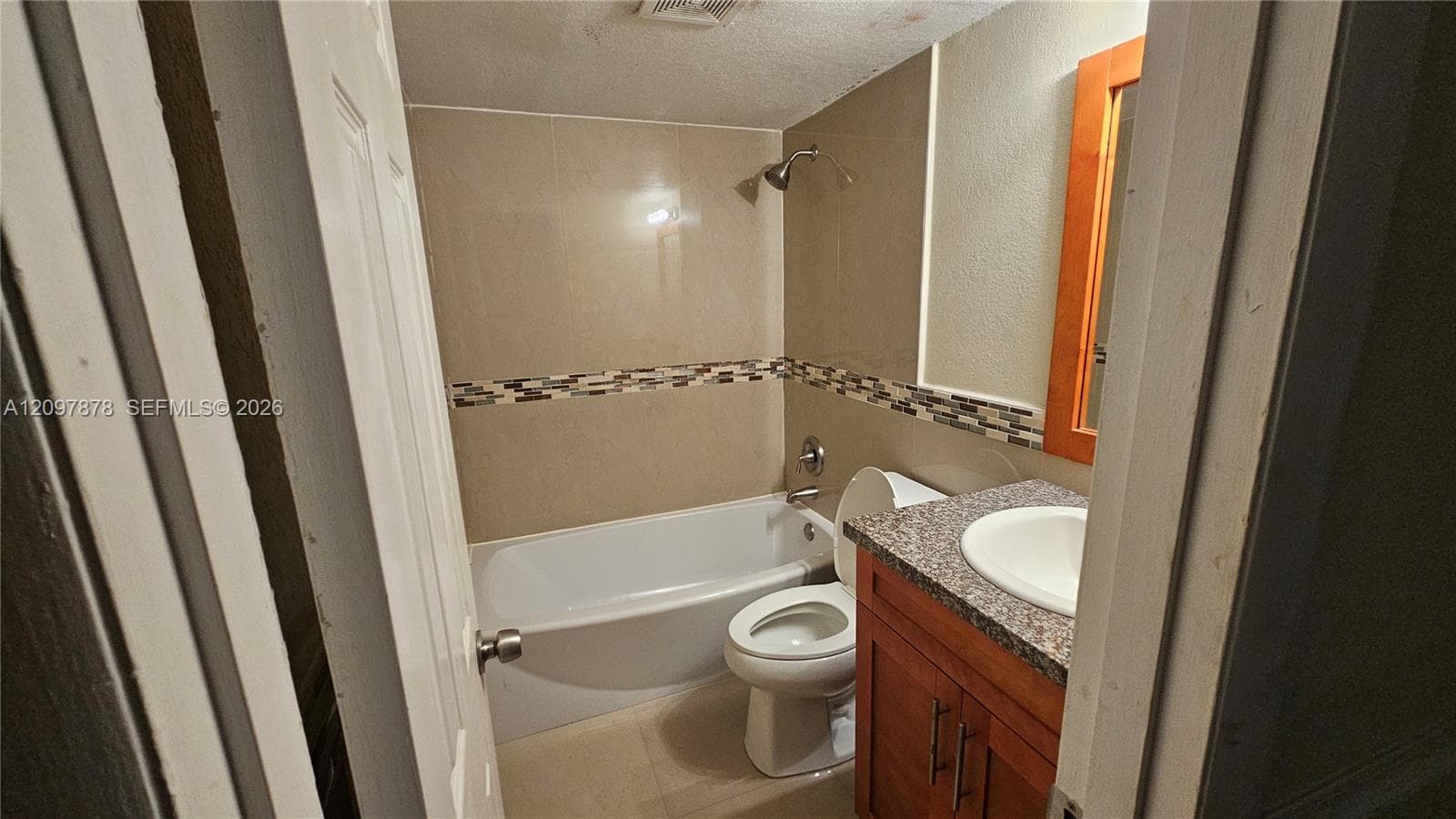 SUNSET PALMS EAST CONDO · #O2 in Miami - Photo 6