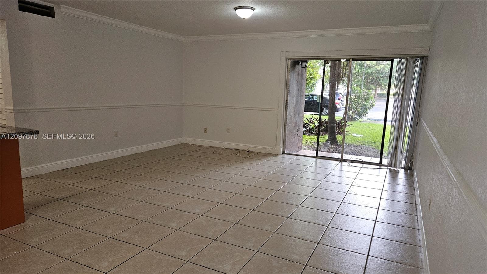 SUNSET PALMS EAST CONDO · #O2 in Miami - Photo 3