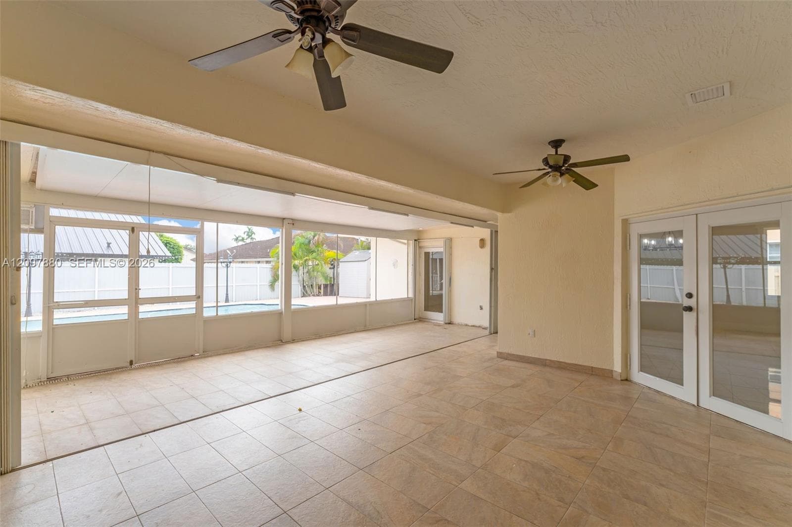 2761 SW 140th Ave photo 24