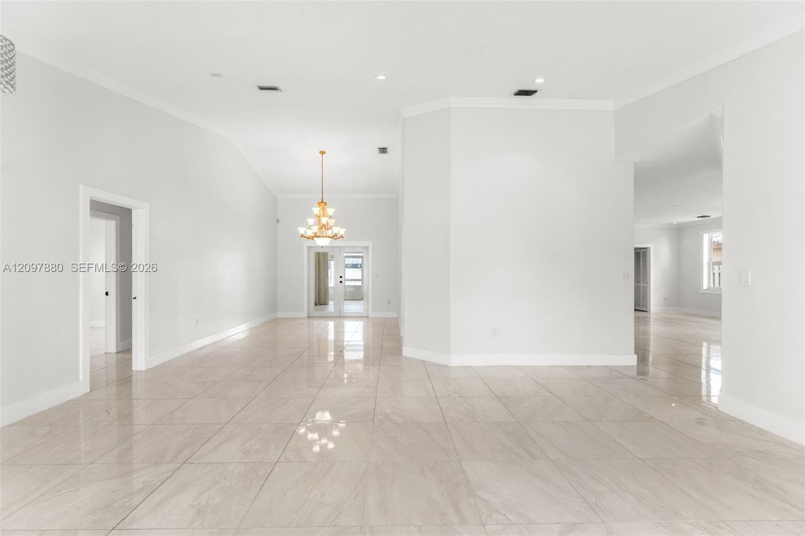 2761 SW 140th Ave photo 10