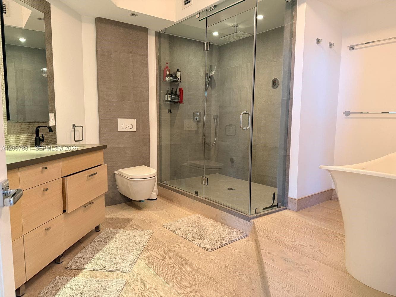 THE VISTAS CONDO · #605 in Miami Beach - Photo 11