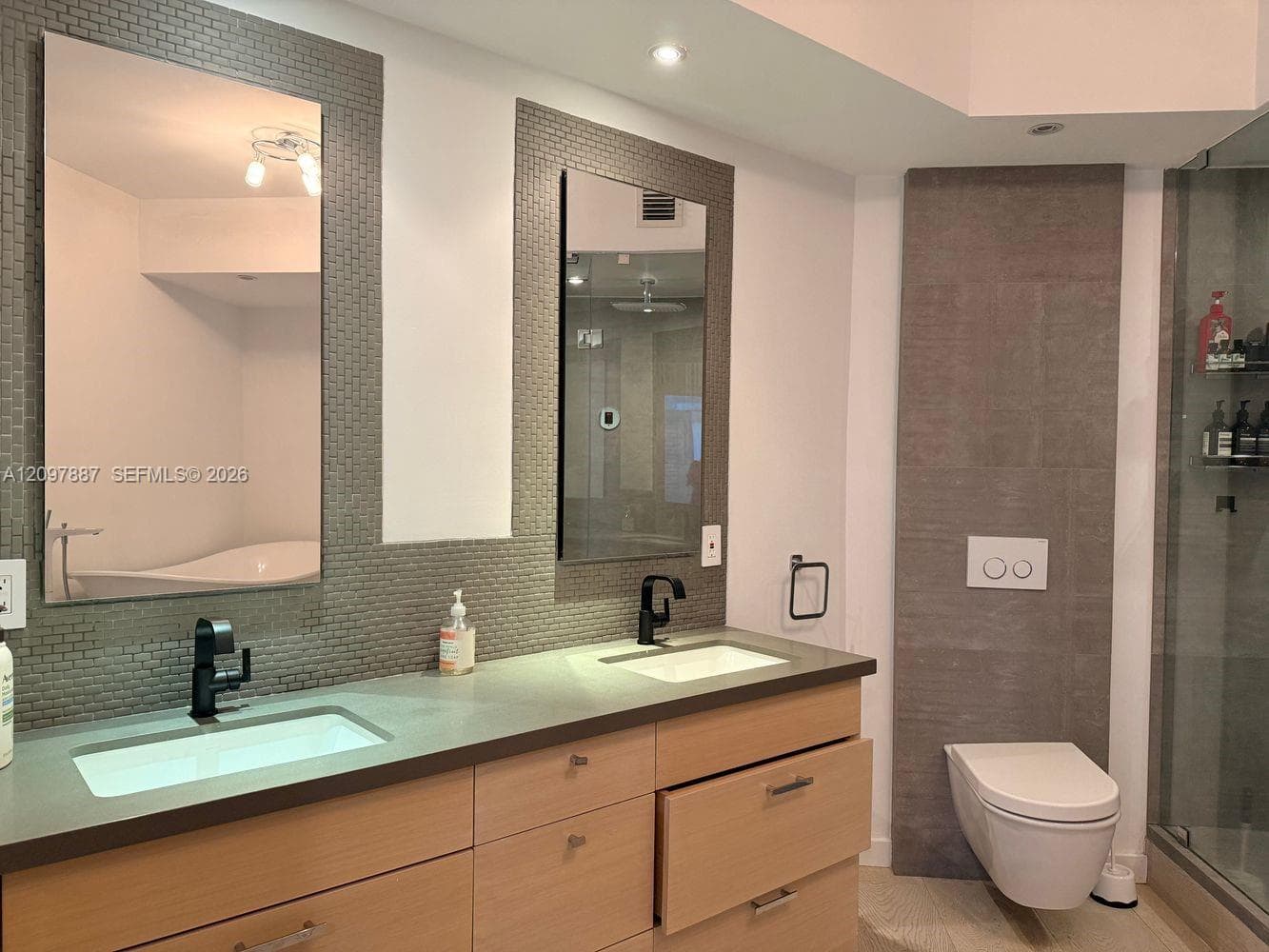 THE VISTAS CONDO · #605 in Miami Beach - Photo 13