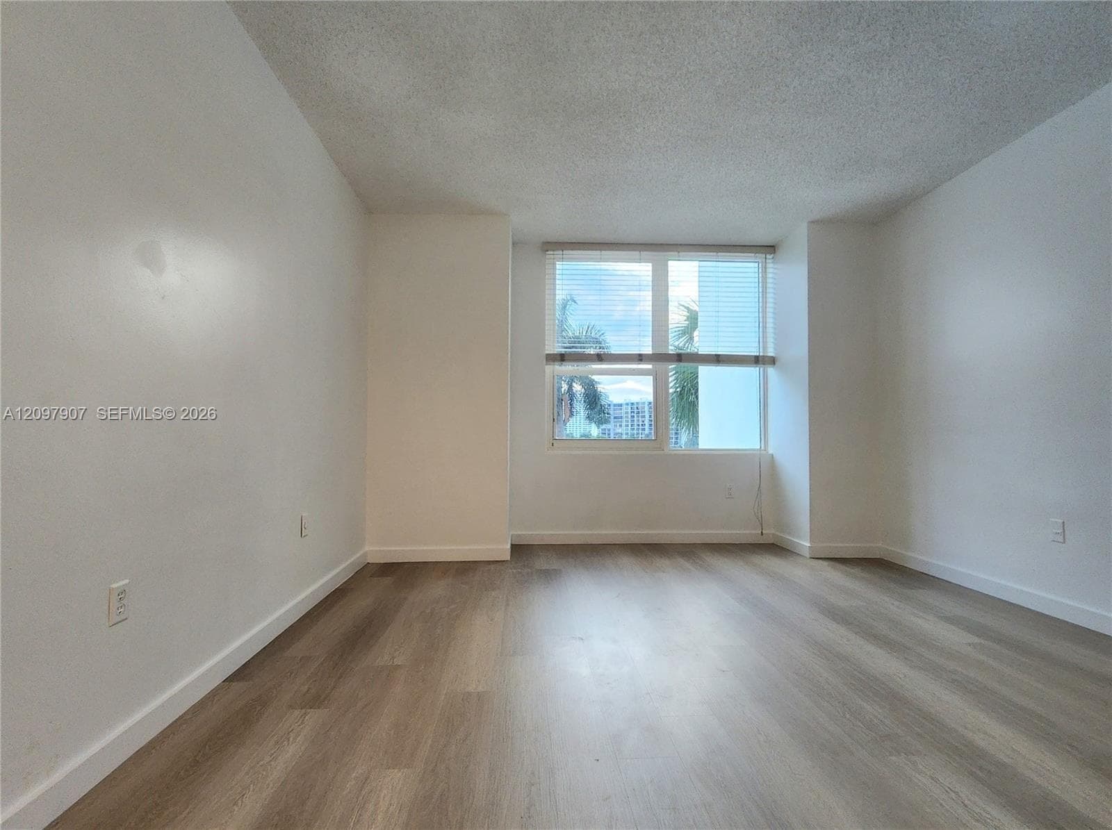 ALEXANDER TOWERS CONDO · #204 in Hollywood - Photo 16