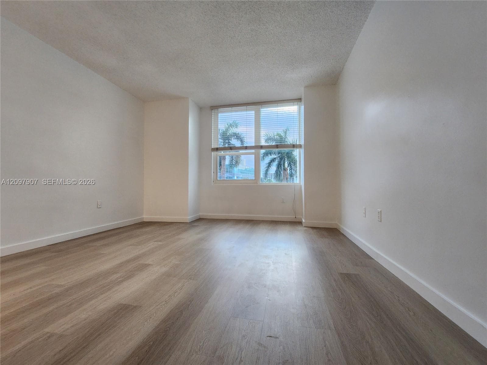 ALEXANDER TOWERS CONDO · #204 in Hollywood - Photo 10