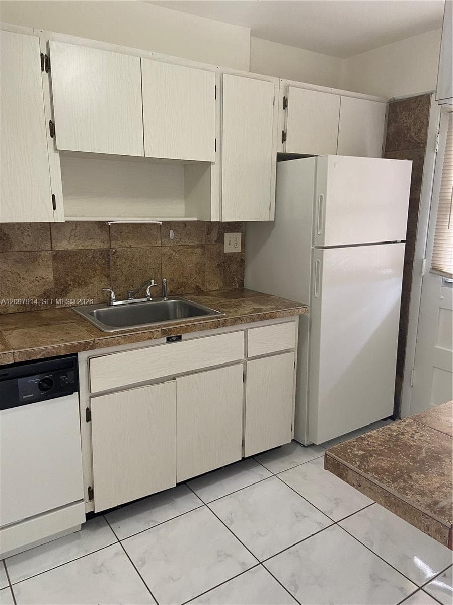 1475 TERRA TOWERS CONDO · #512A in North Miami - Photo 5