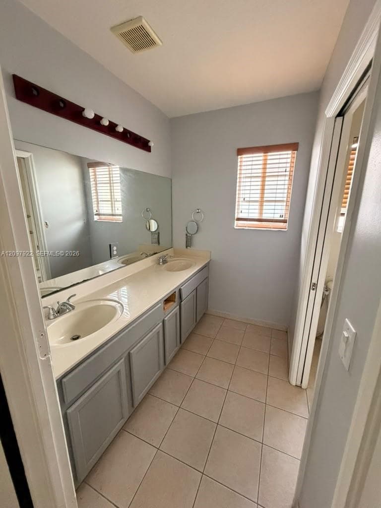 14318 SW 275th Ln photo 23