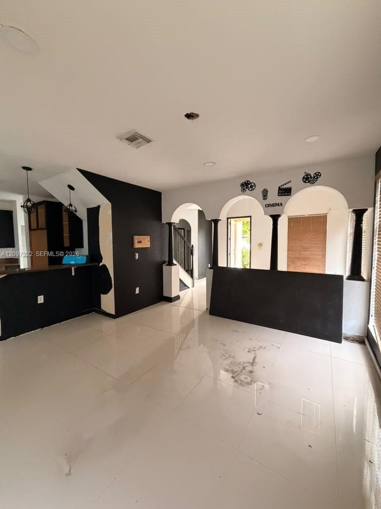 14318 SW 275th Ln photo 6