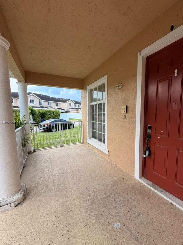 14318 SW 275th Ln photo 3