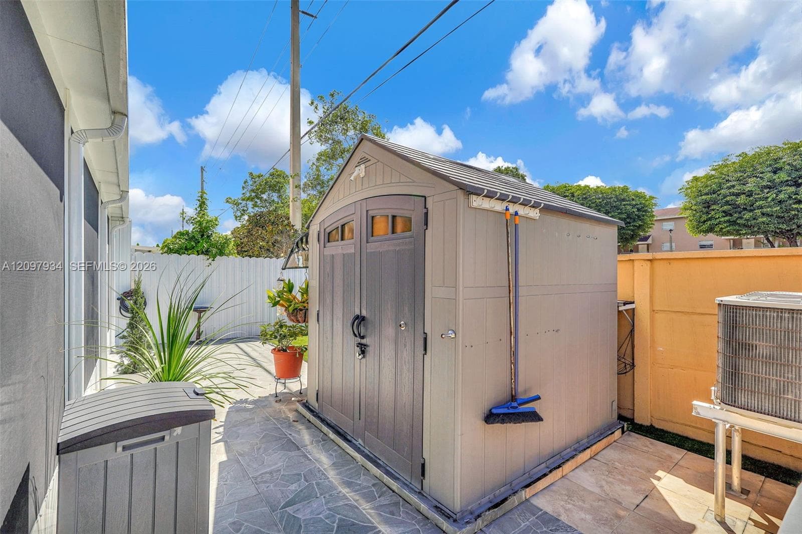 RESIDENCIAL EL PRADO COND · #104 in Hialeah - Photo 28