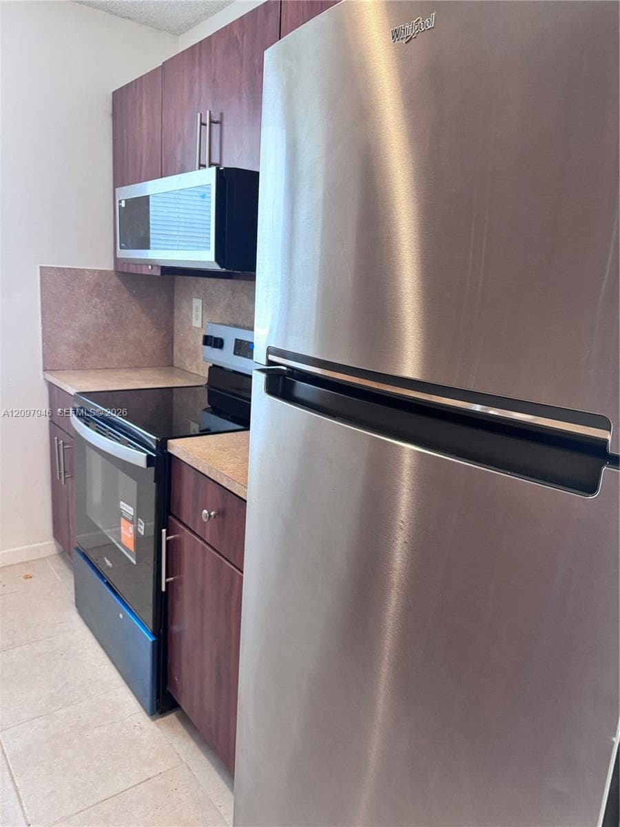 VILLA BELLINI CONDO · #105 in Hialeah - Photo 2
