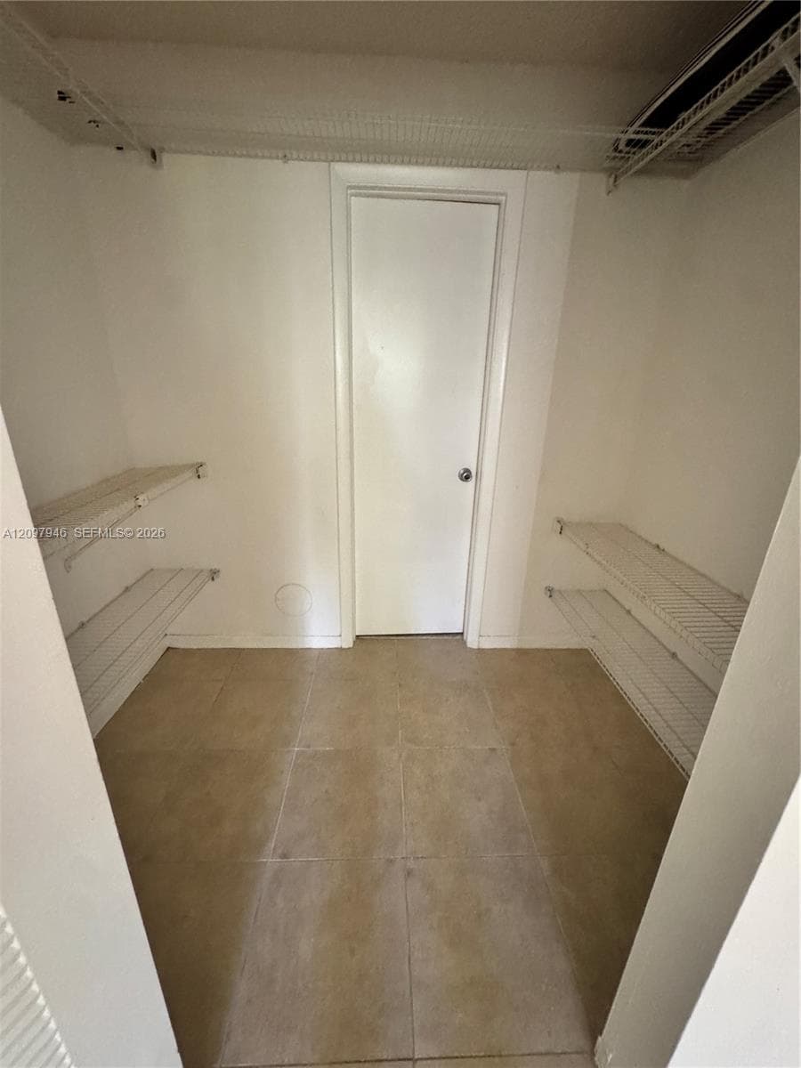 VILLA BELLINI CONDO · #105 in Hialeah - Photo 8