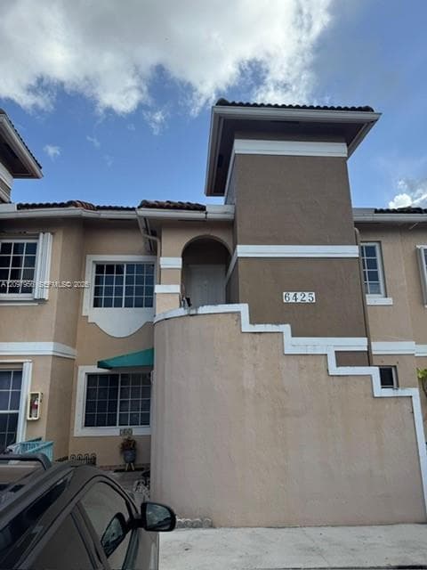 LAGO LINDO TOWNVILLAS CON · #704 in Miami - Photo 2
