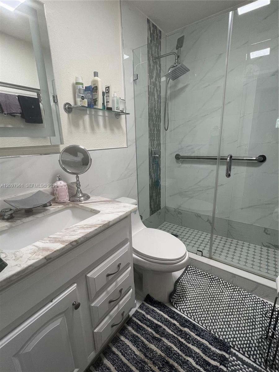 5400 SW 140th Pl photo 12