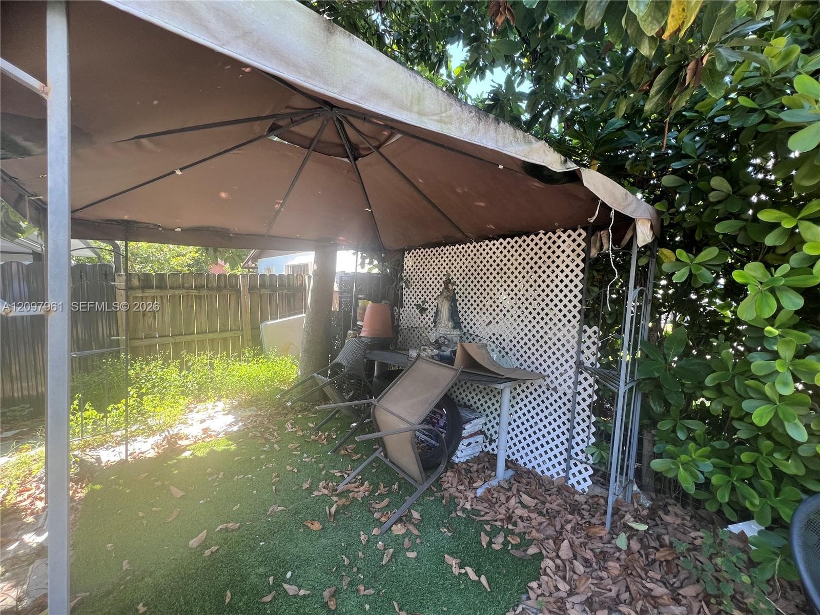 5400 SW 140th Pl photo 15